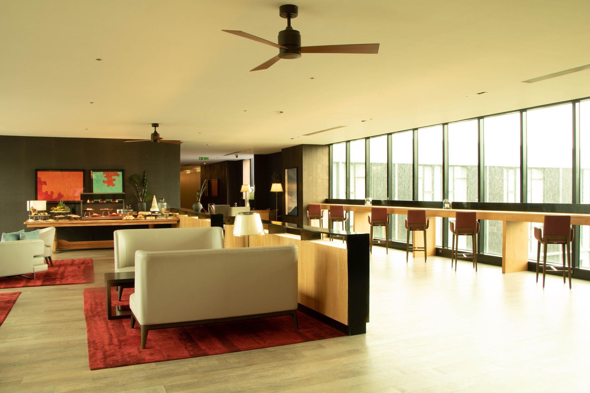 Midori Clark Hotel And Casino Clark Field Bagian luar foto