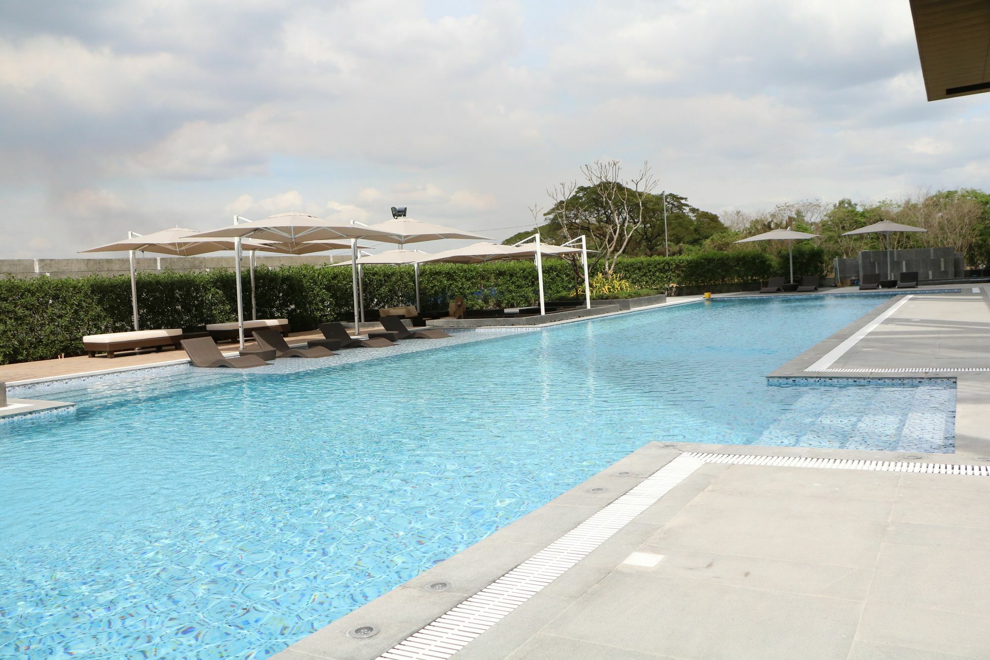 Midori Clark Hotel And Casino Clark Field Bagian luar foto