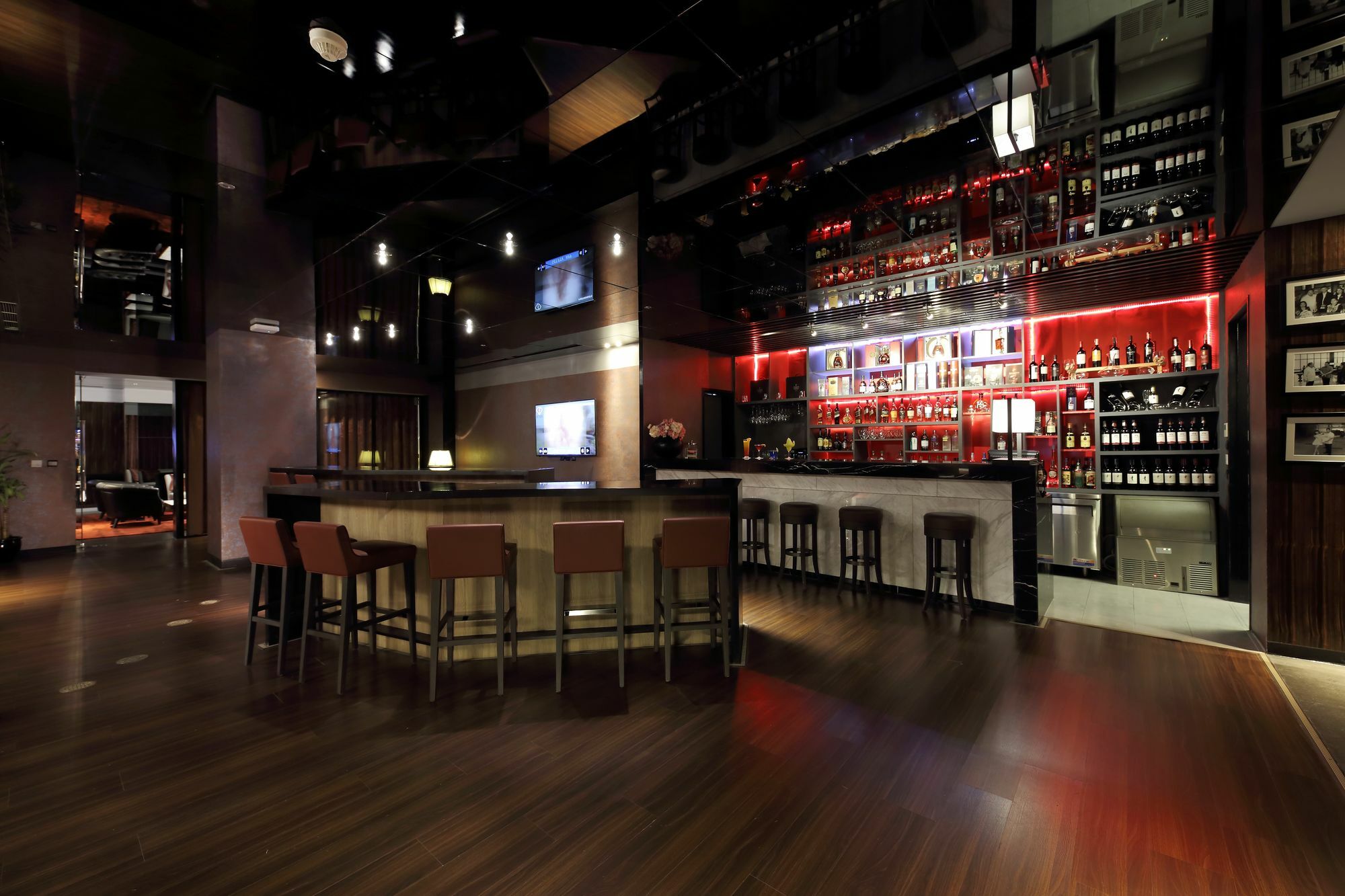 Midori Clark Hotel And Casino Clark Field Bagian luar foto
